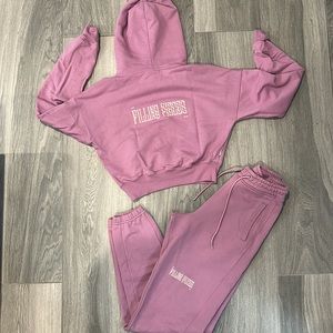 Filling pieces sweatsuit